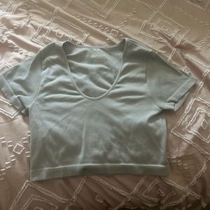 Wild Fable, cropped U neck ribbed tee